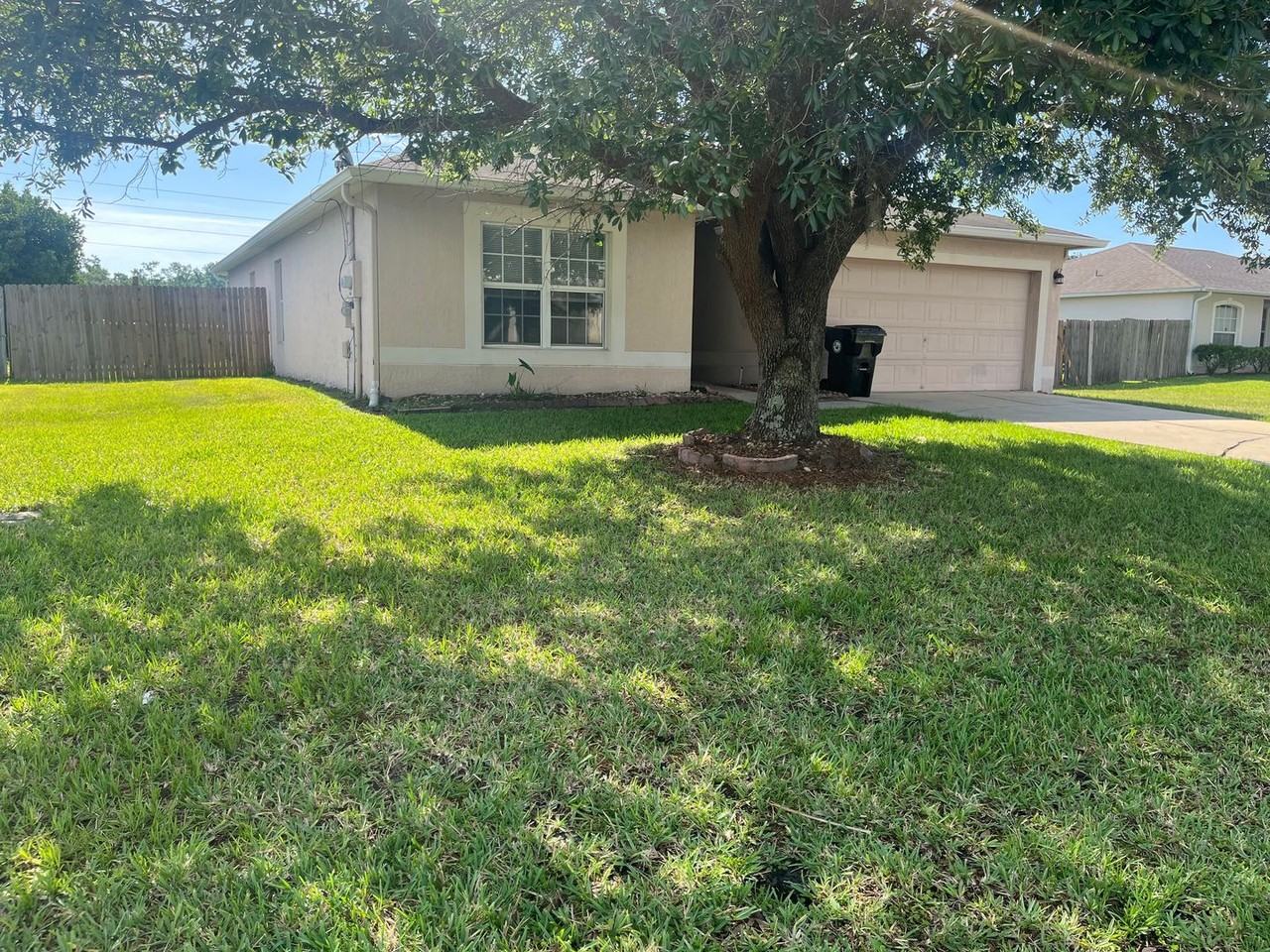 3533 Talisman Dr - Photo 3 of 14