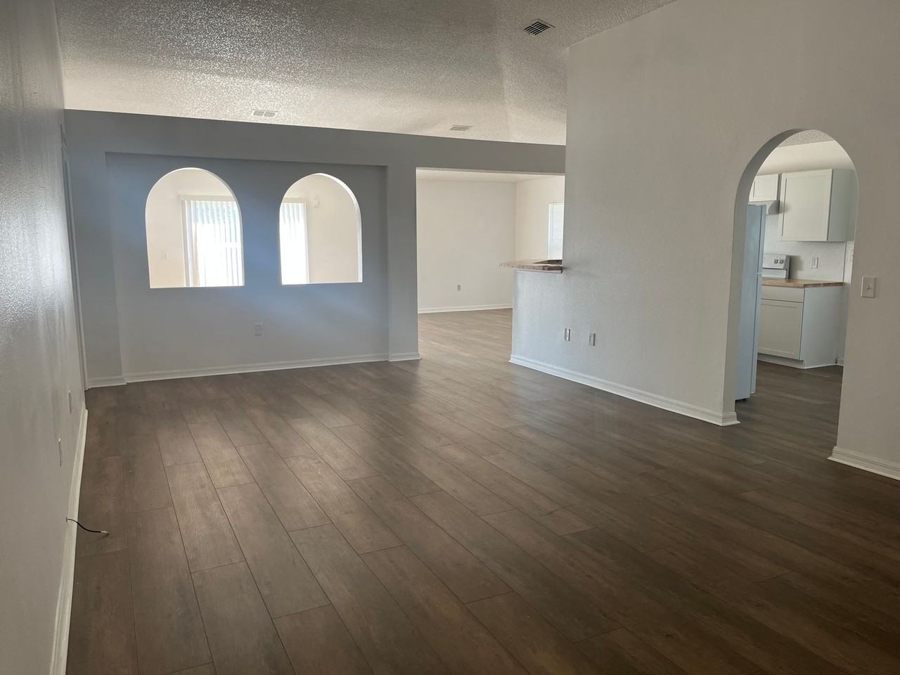 3533 Talisman Dr - Photo 5 of 14