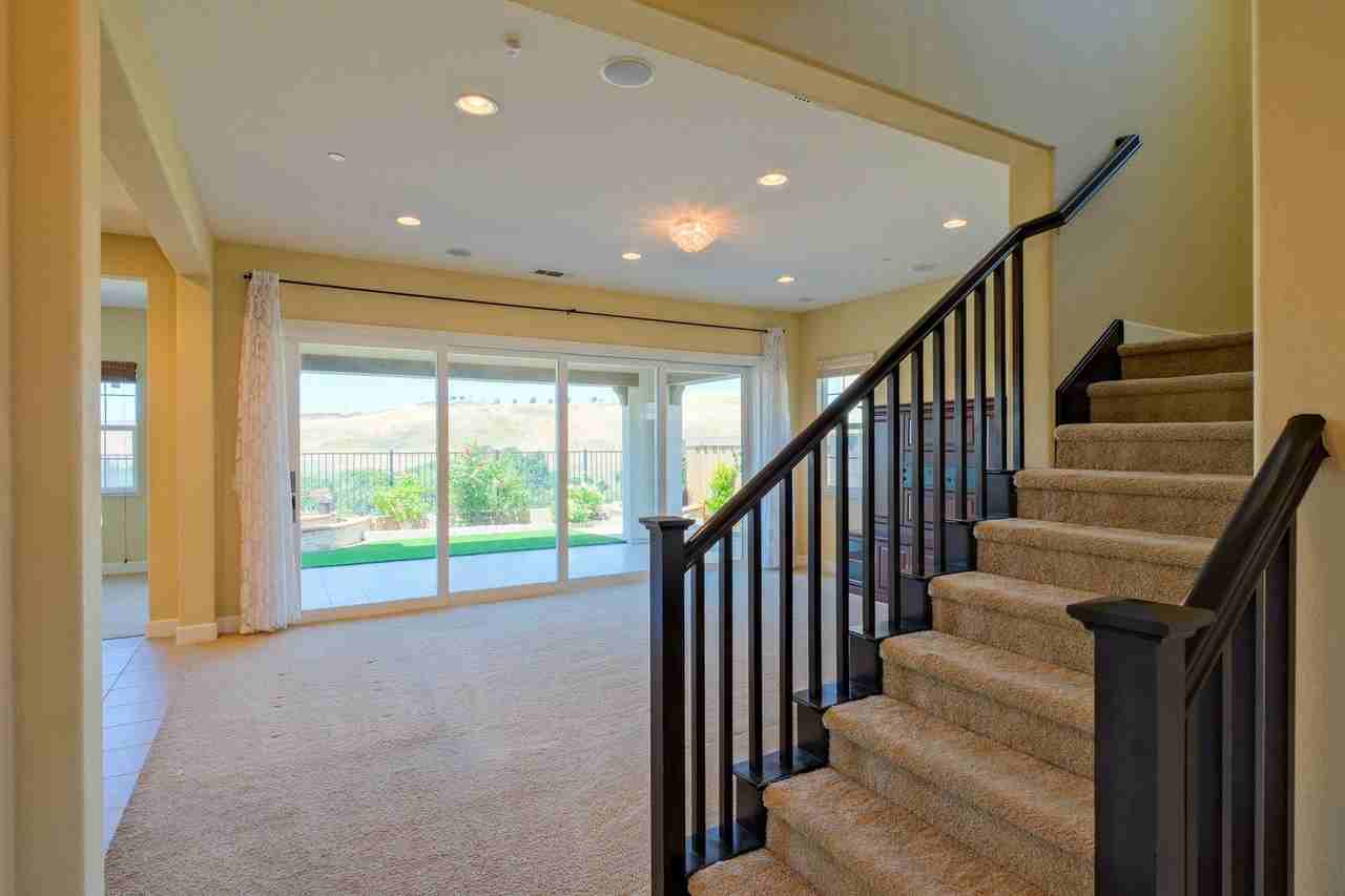 6536 Terrace Ridge Ct - Photo 3 of 31