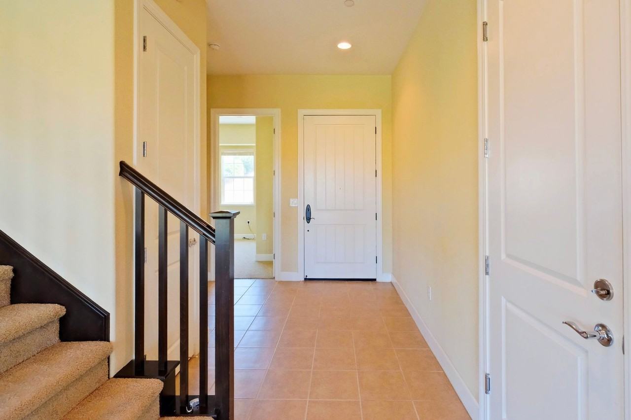 6536 Terrace Ridge Ct - Photo 4 of 31