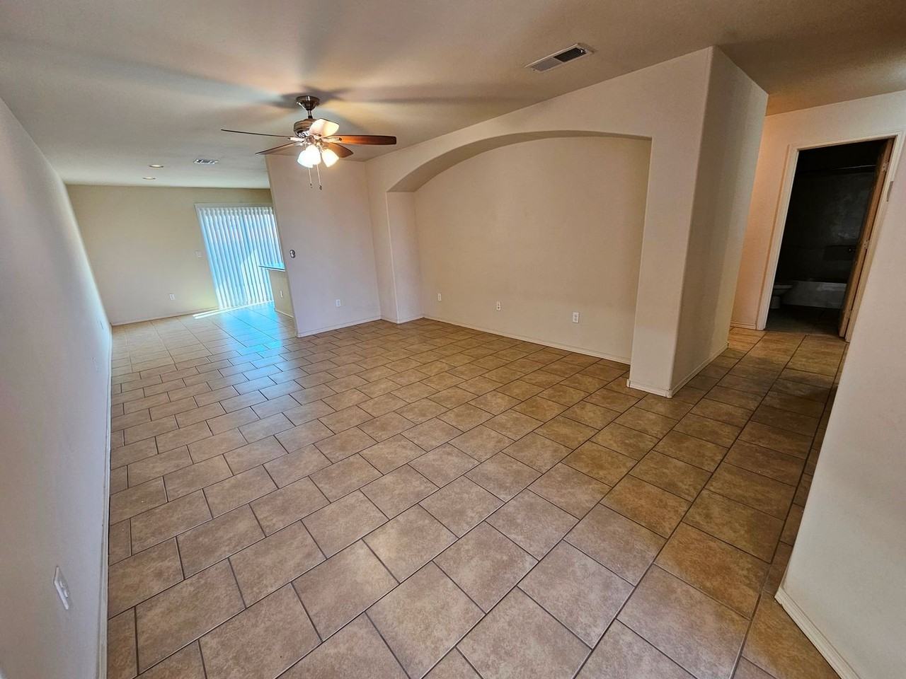 2547 Las Alturas Ct - Photo 4 of 31