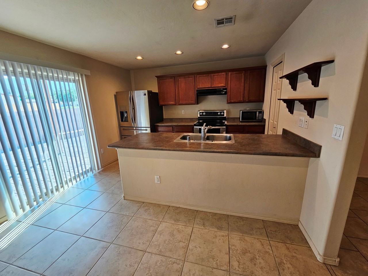 2547 Las Alturas Ct - Photo 6 of 31