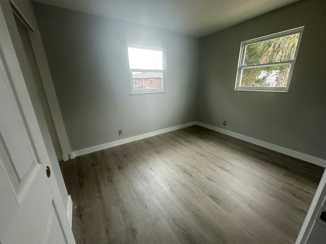 1759 Aquarius Ct - Photo 3 of 5