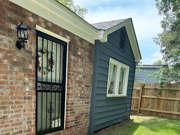 409 Josephine St - Photo 2 of 9