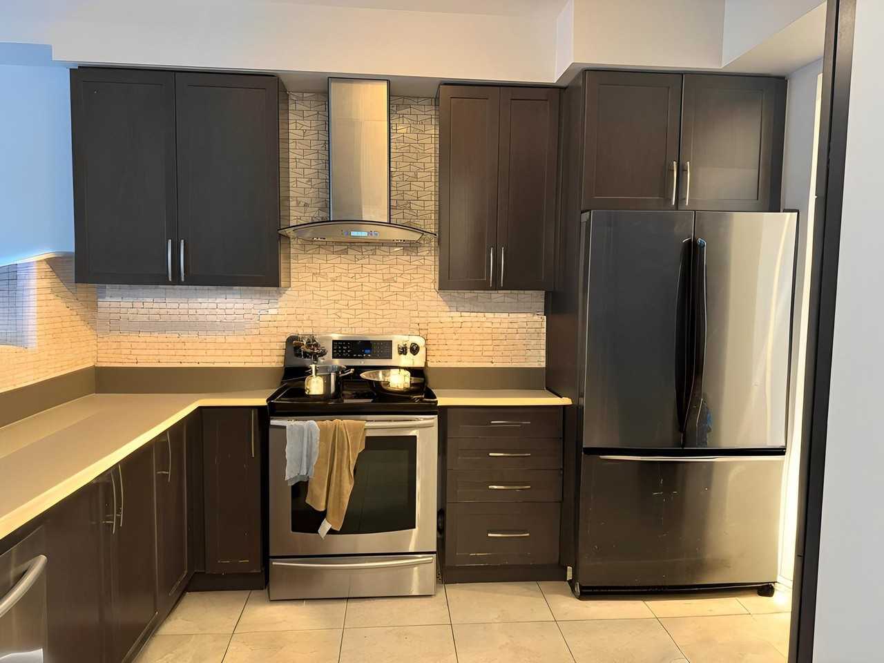 19 Toulouse Crt - Photo 3 of 15