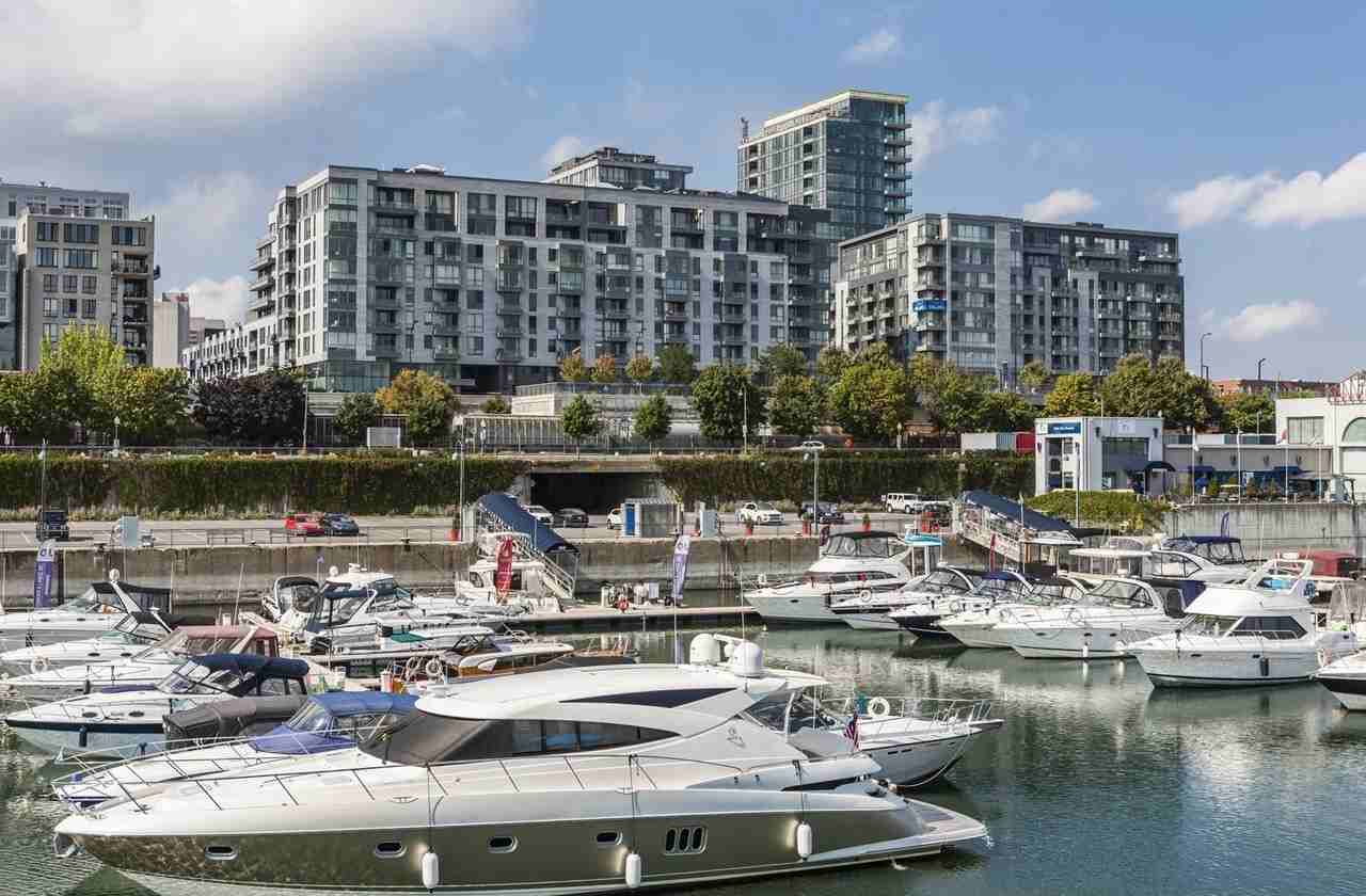 365 Rue Saint-André - Photo 3 of 45