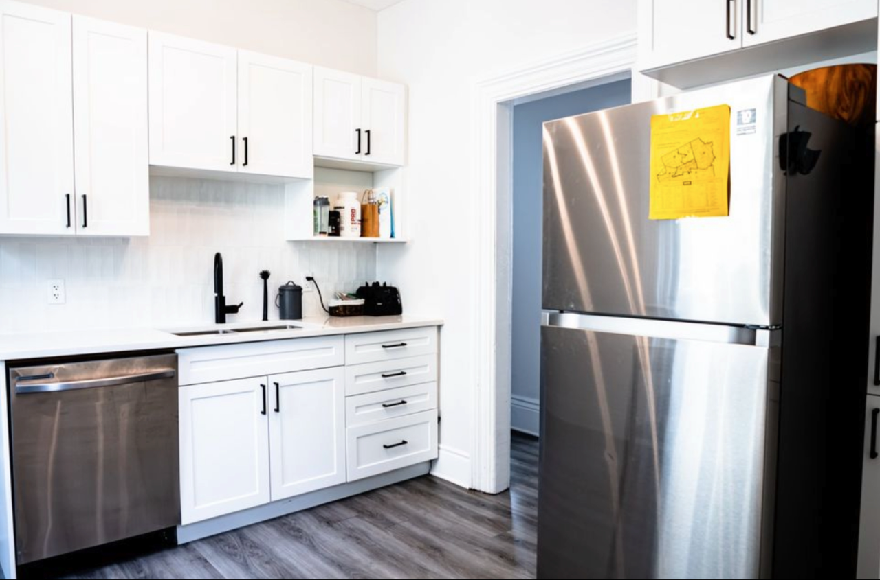 765 Hellmuth Ave #1 - Photo 3 of 9