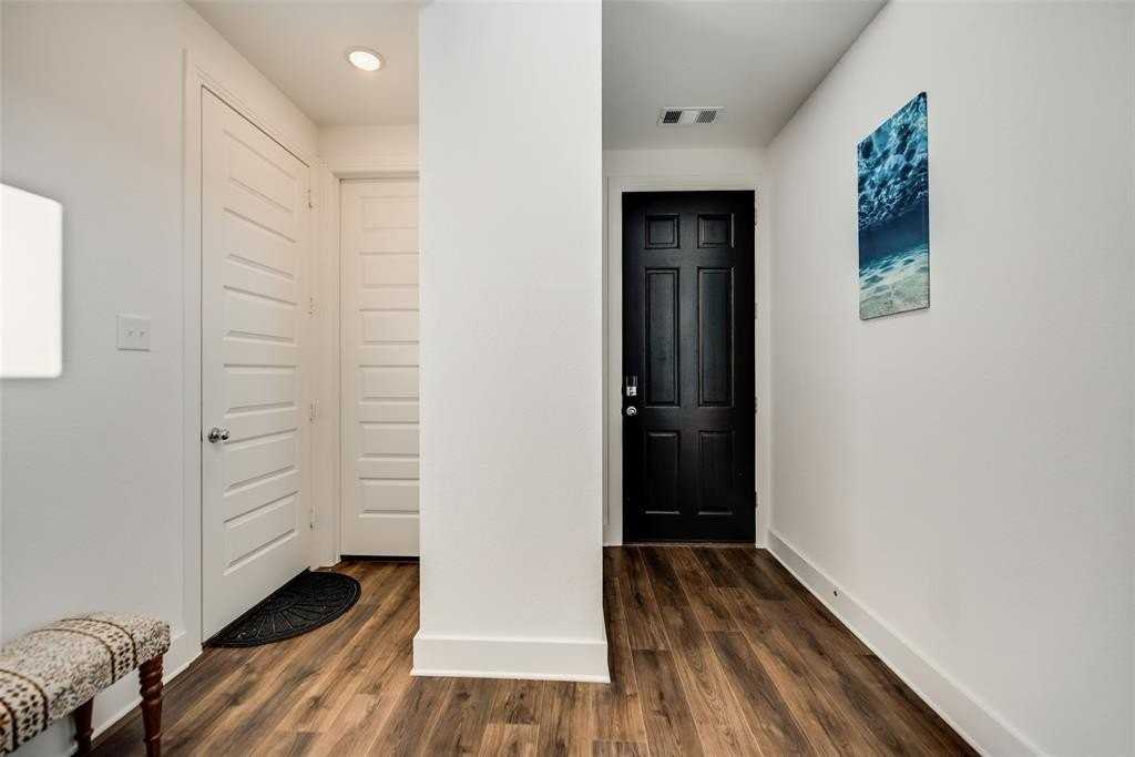 4069 Anglers Way - Photo 5 of 40