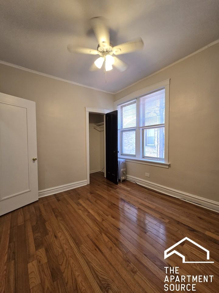 4111 N Spaulding Ave #1 - Photo 2 of 8
