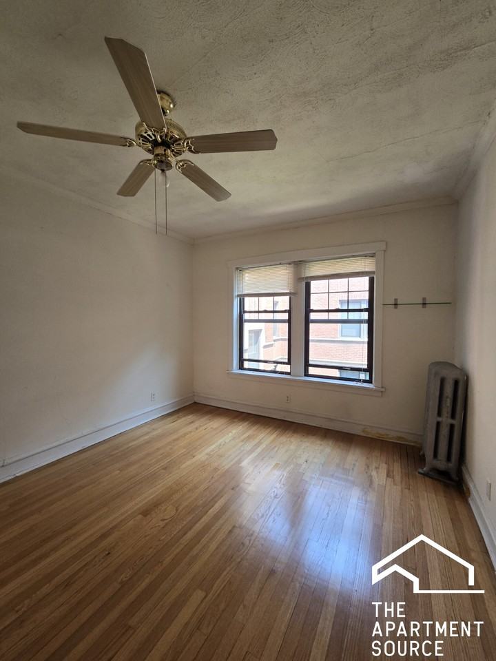 802 Sherman Ave #1W - Photo 5 of 10