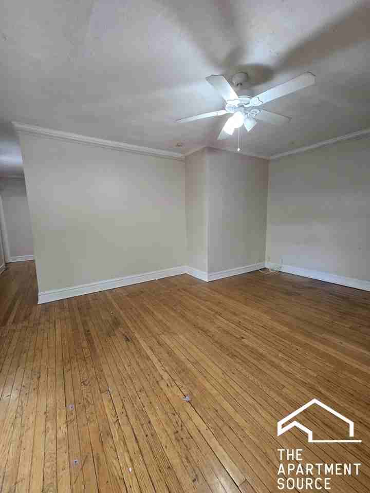 804 Washington St #3 - Photo 4 of 10