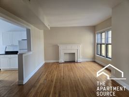 featured image of 927 Forest Ave #2E
