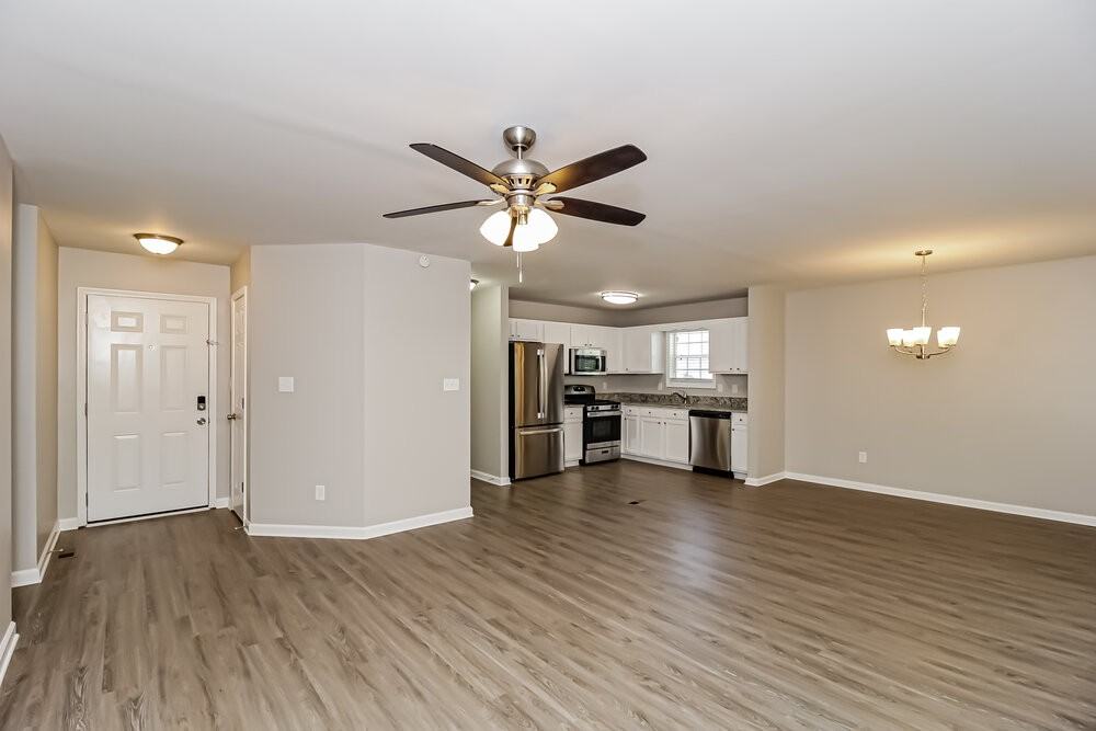 108 W Bridge Dr - Photo 3 of 16