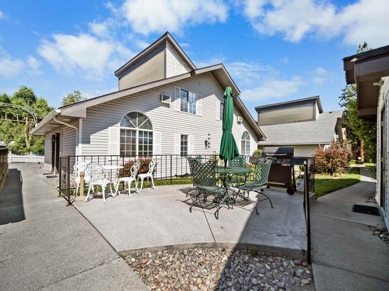 Northside Lofts Fully Updated 1 Bedroom Apartment in North Spokane - Photo 3 of 7