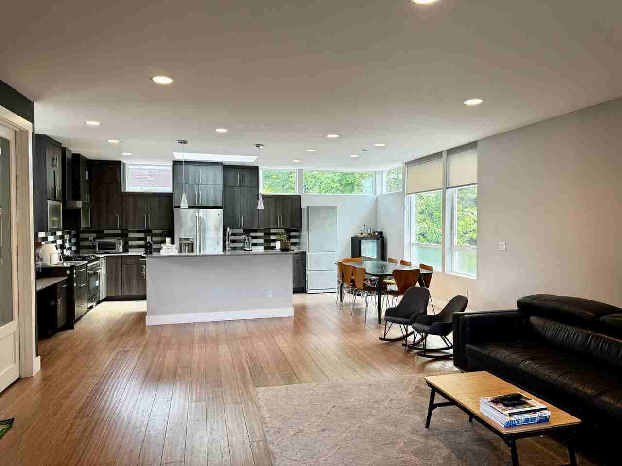 5034 Puget Blvd Sw - Photo 2 of 15