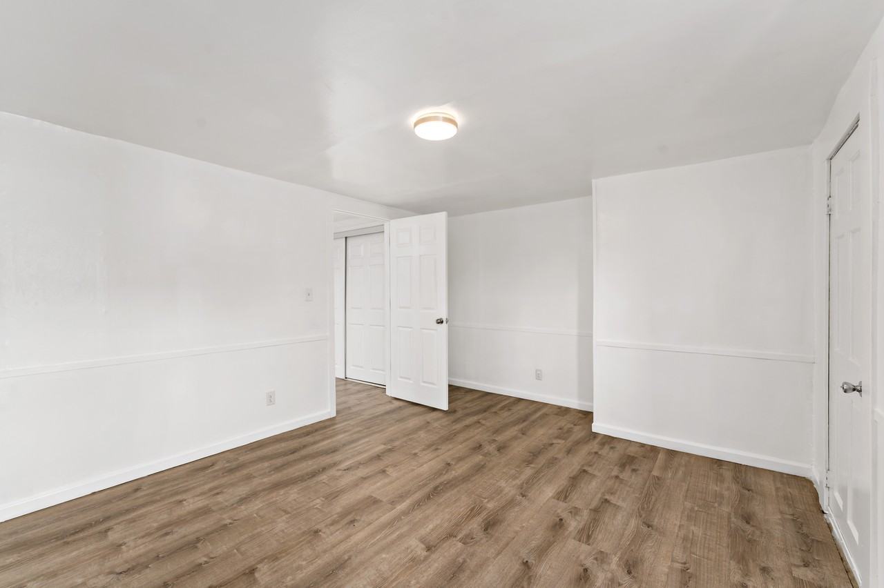 401 Arch St - Photo 6 of 17