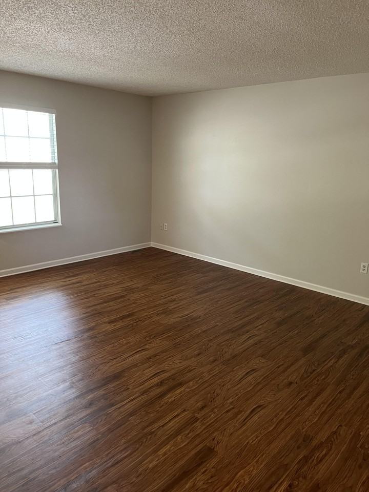 313 Nw 3rd St #313 - Photo 2 of 22