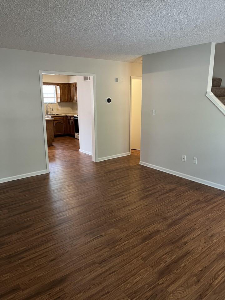 313 Nw 3rd St #313 - Photo 4 of 22