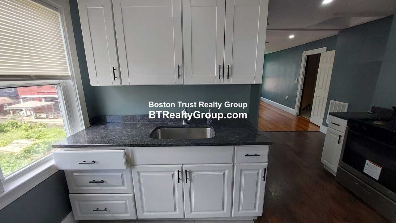 31 Bullard St #3 - Photo 3 of 16