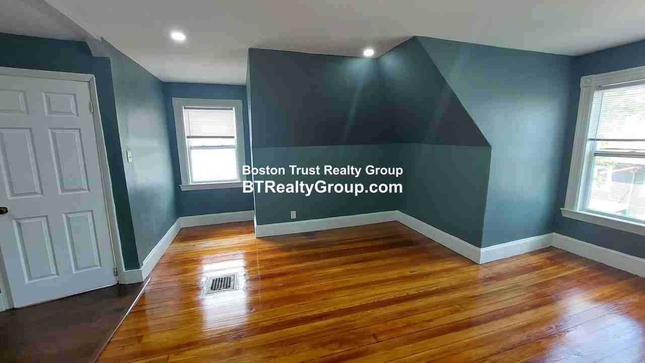 31 Bullard St #3 - Photo 5 of 16