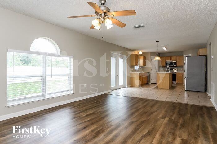 1031 Ronlin St - Photo 2 of 16