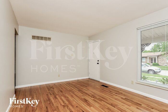 2648 Victron Dr - Photo 3 of 15