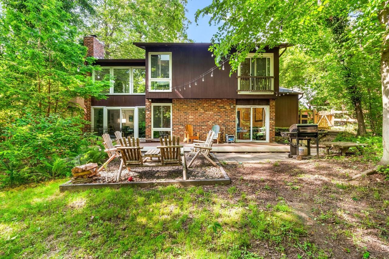 5227 Patriot Ln - Photo 2 of 20