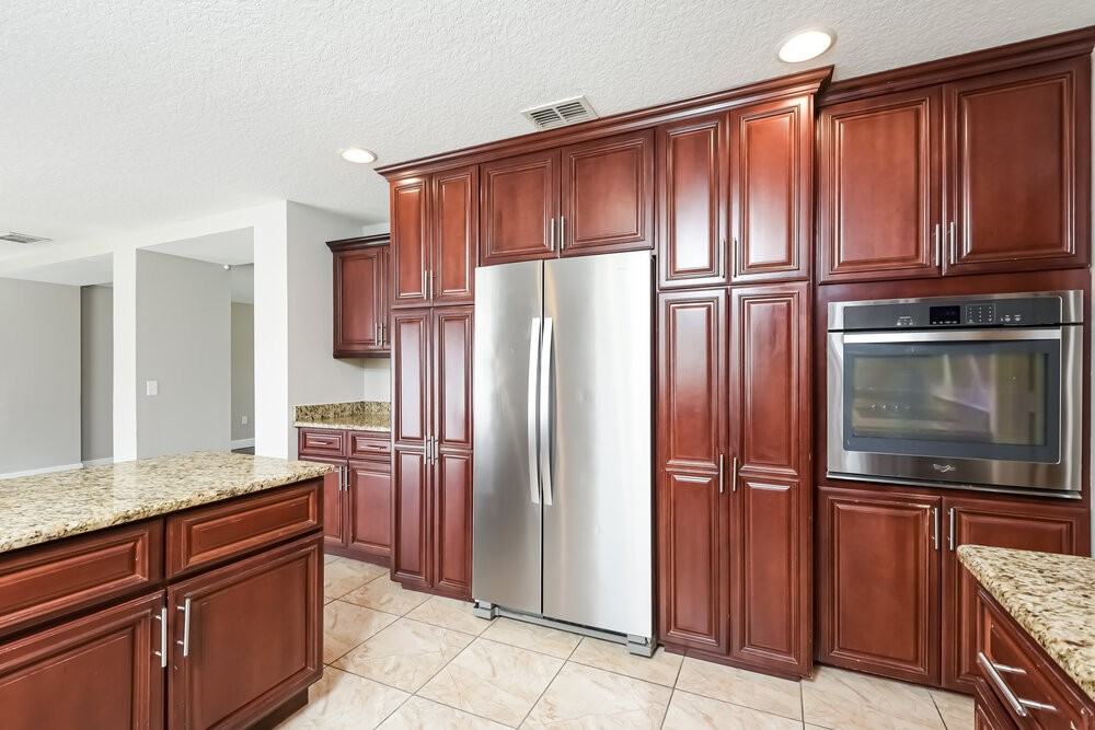 3322 Whistling Trl - Photo 6 of 17