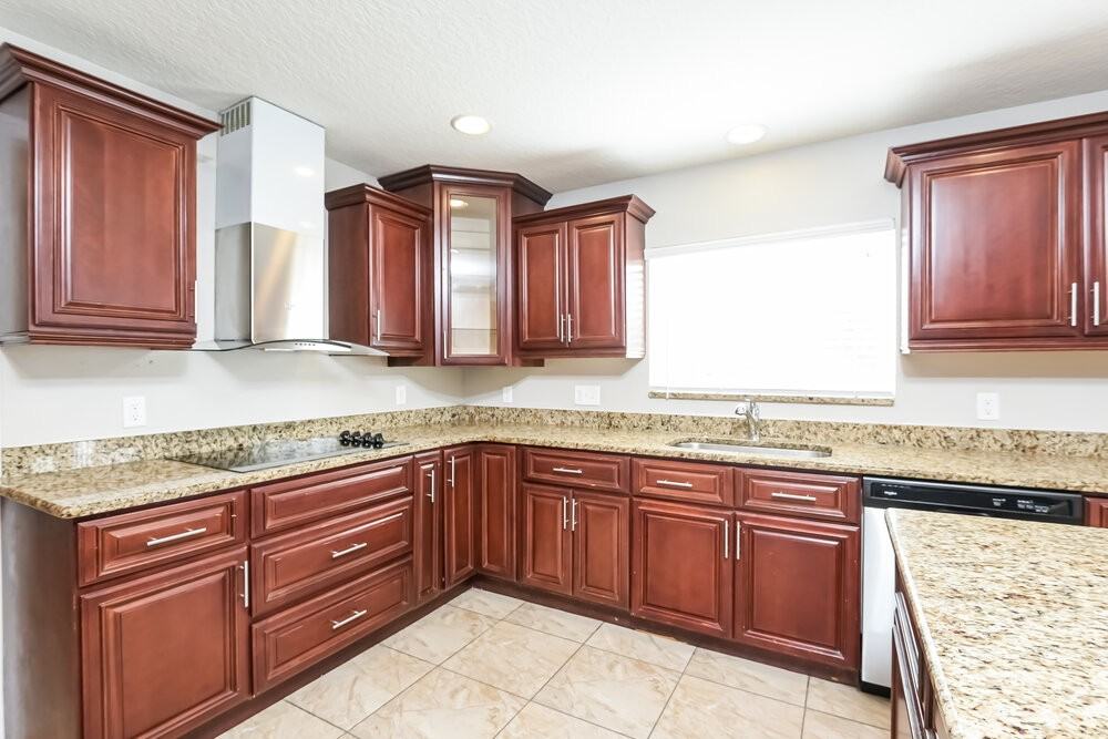 3322 Whistling Trl - Photo 7 of 17