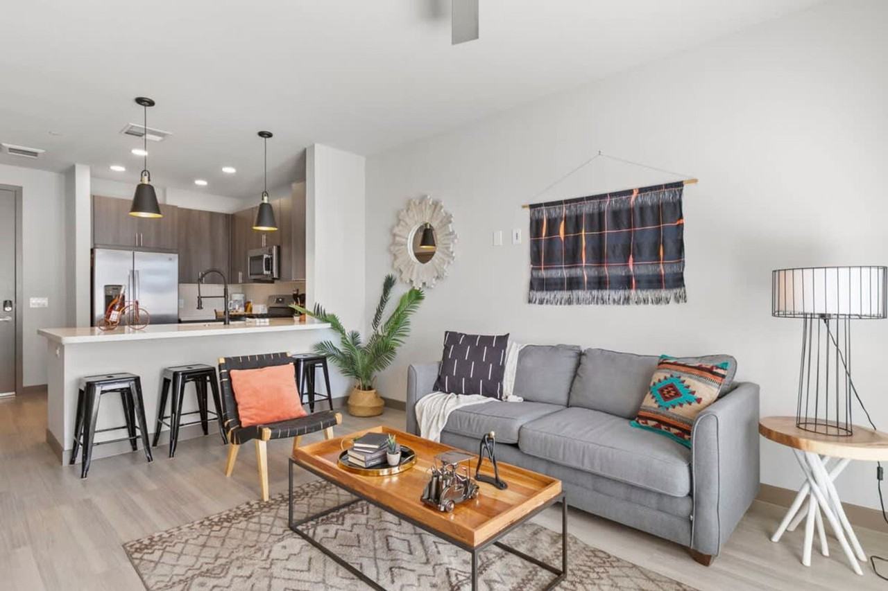 400 N 2nd Ave #1014572P - Photo 2 of 37