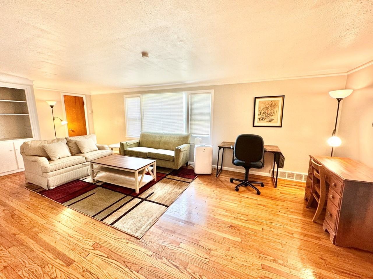 3698 Washington Blvd #1057674P - Photo 5 of 26