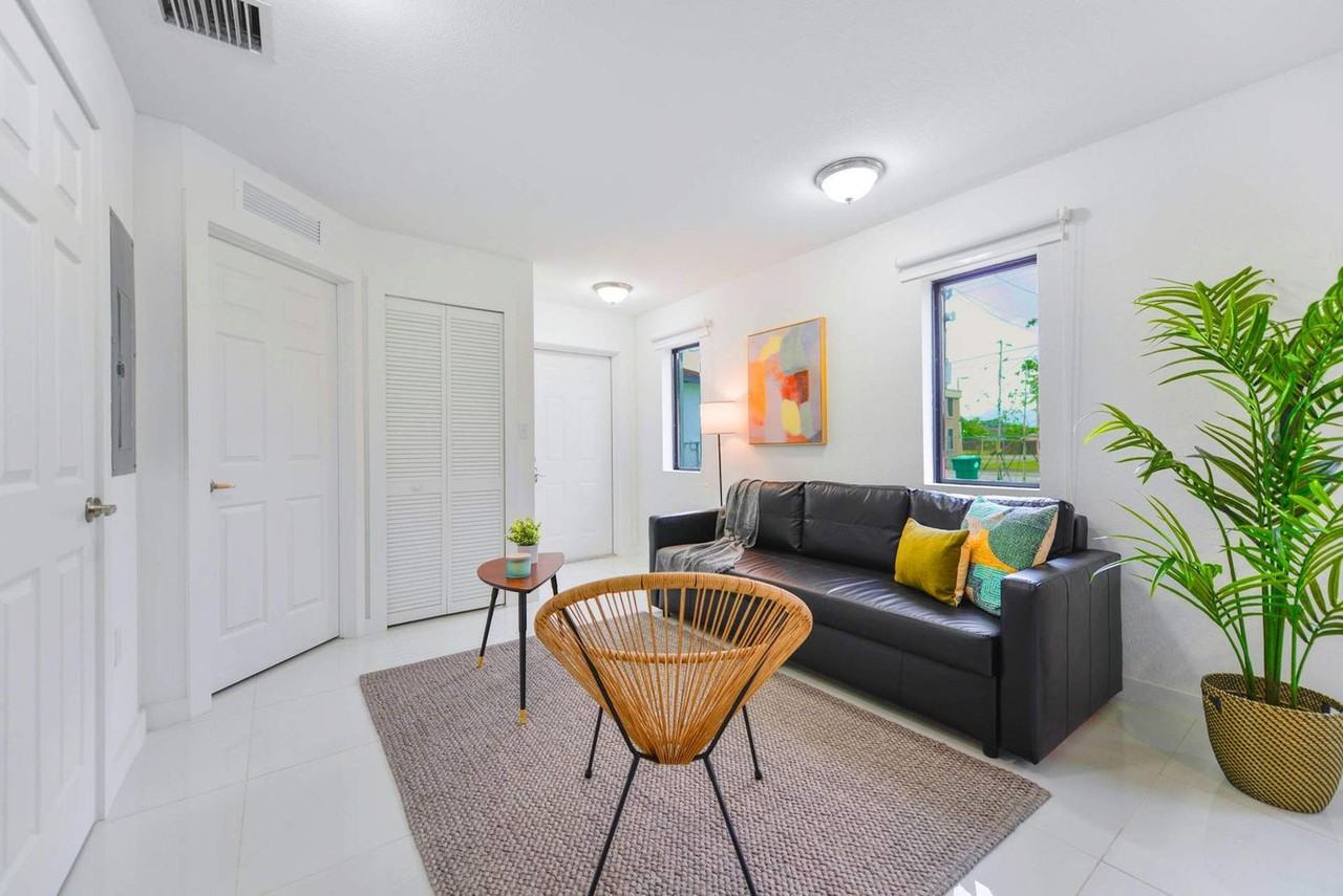 2241 Nw 50th St #1230847P - Photo 6 of 20