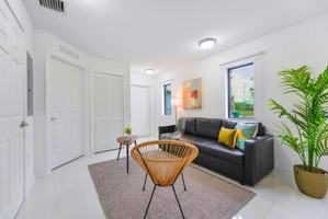 featured image of 2241 Nw 50th St