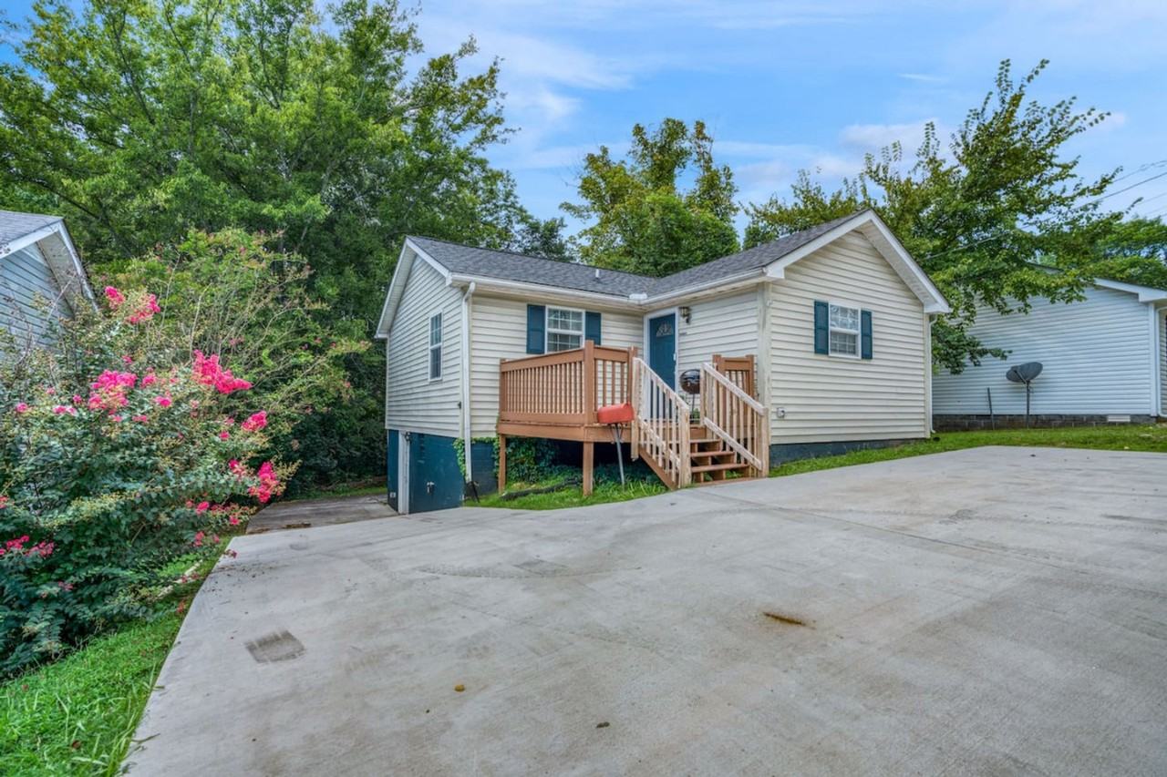 408 Martin St #1234450P - Photo 7 of 25