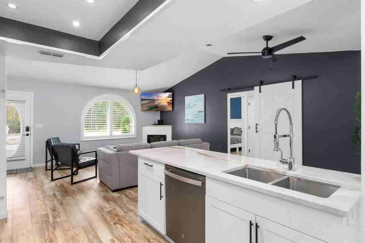 9003 Nakoma Way #1234465P - Photo 4 of 34