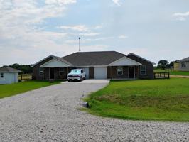 featured image of 208 Hoover Ln