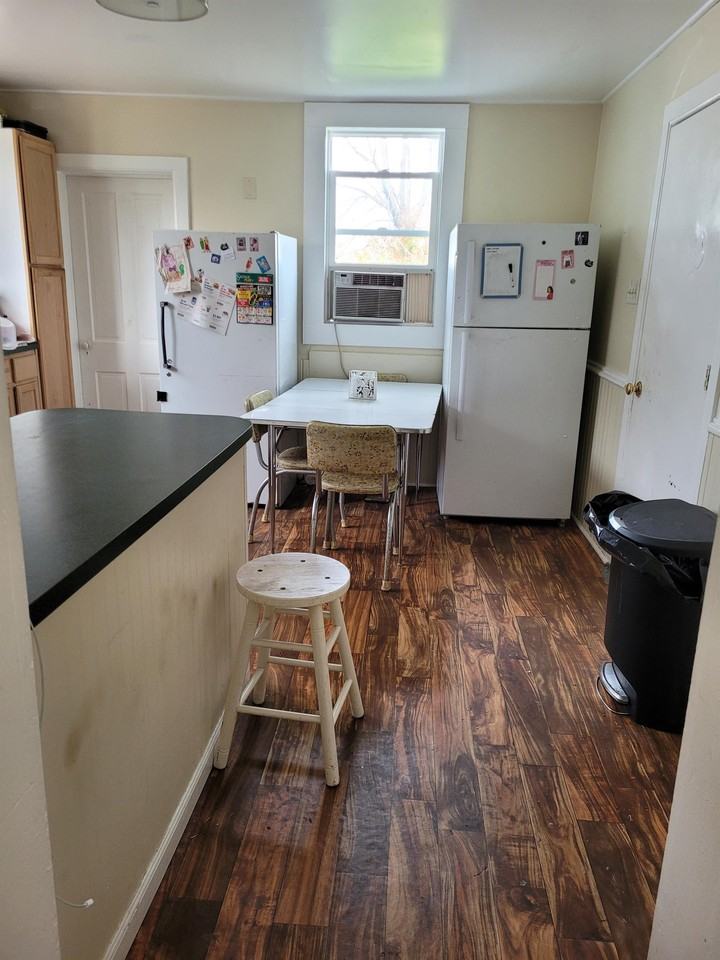 1528 Bell Ave - Photo 2 of 14