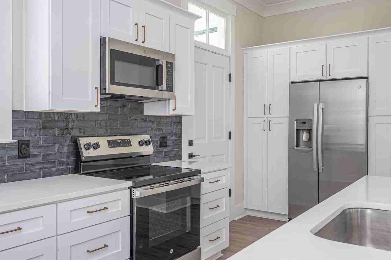 1409 Jefferson St #1409 - Photo 2 of 24