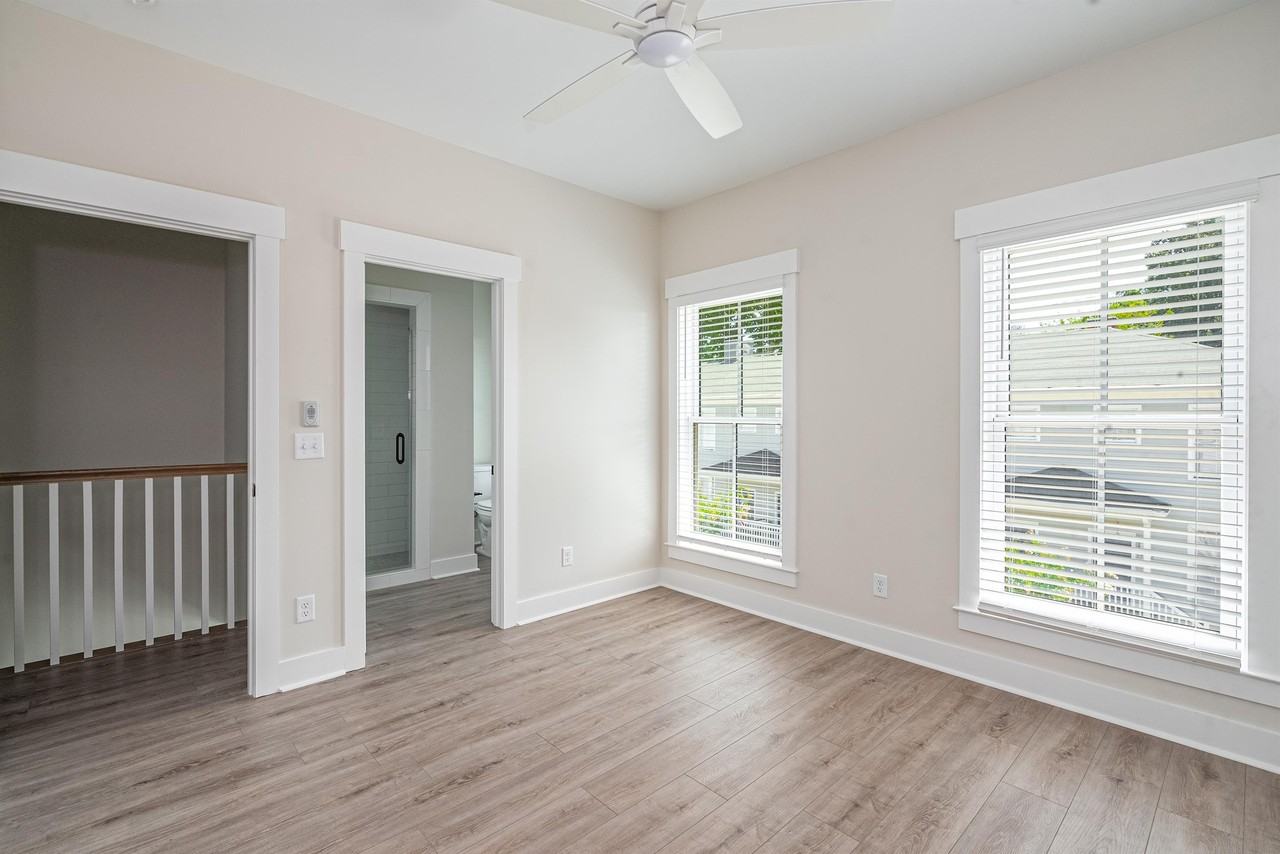 1409 Jefferson St #1409 - Photo 3 of 24