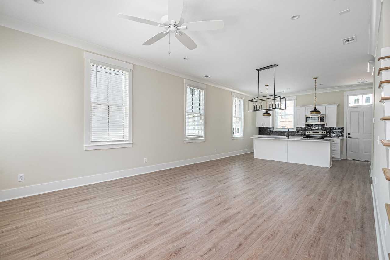 1409 Jefferson St #1409 - Photo 4 of 24