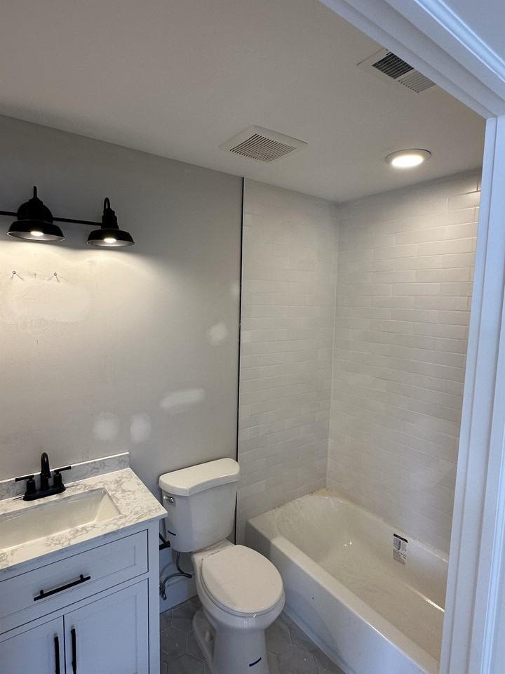 717 N 8th St #2 - Photo 2 of 11