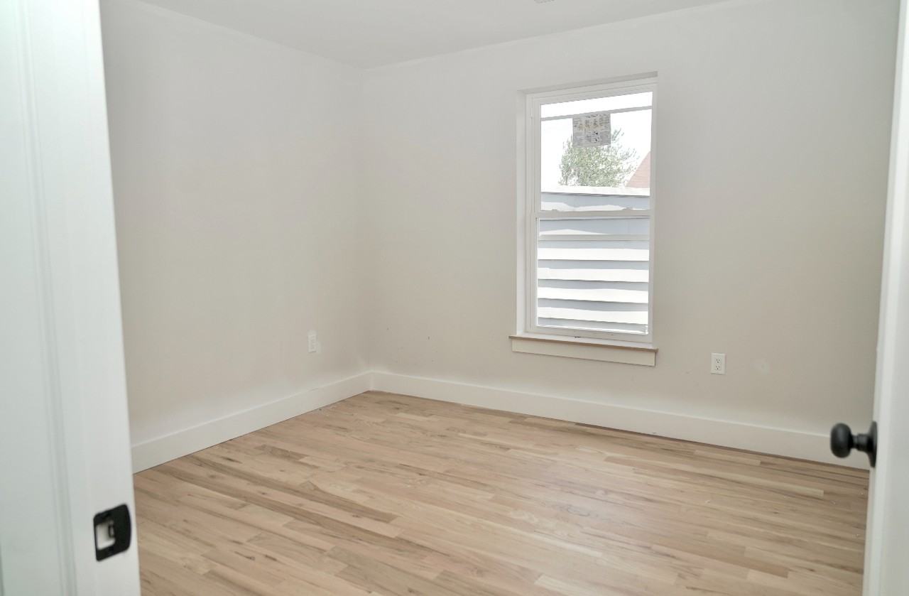 717 N 8th St #2 - Photo 4 of 11