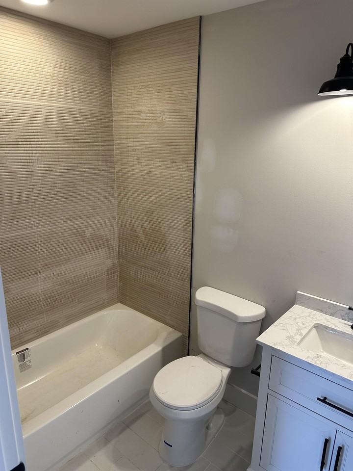 717 N 8th St #2 - Photo 3 of 11