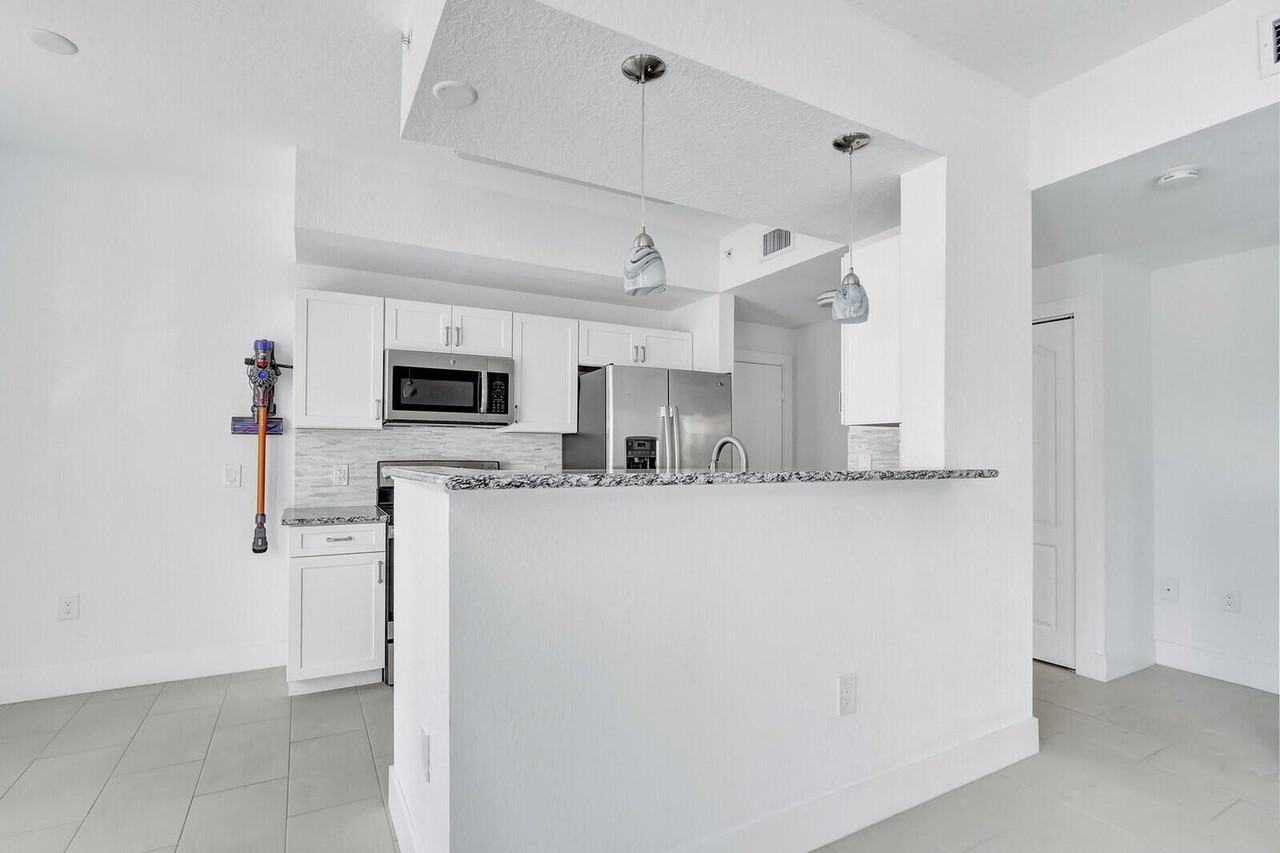 11032 Legacy Drive - Photo 4 of 16