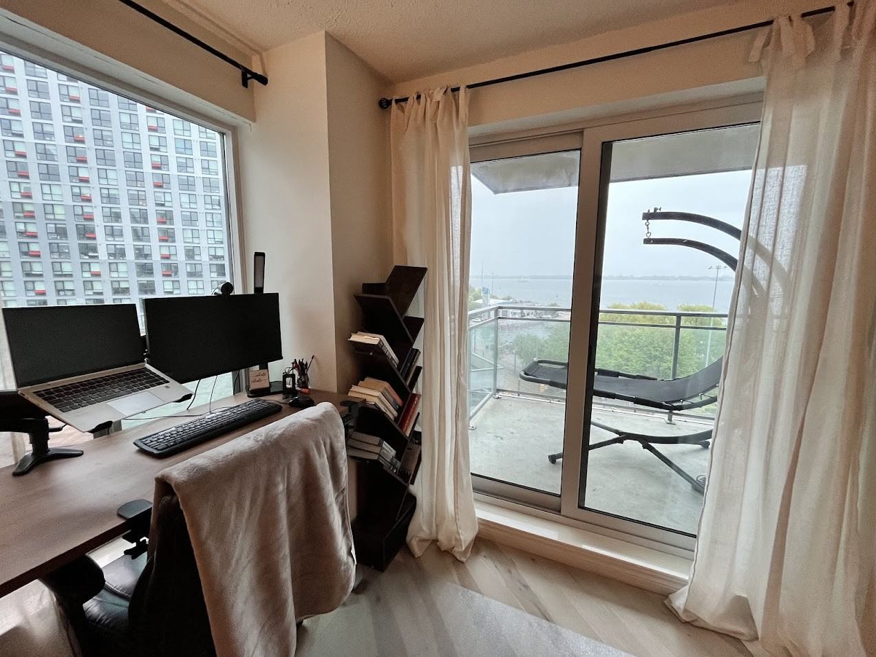 410 Queens Quay West #812 - Photo 2 of 12
