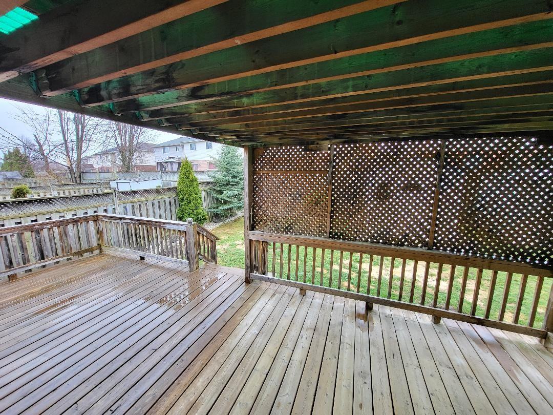 36 Julia Crescent - Photo 3 of 3