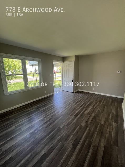 778 E Archwood Ave - Photo 2 of 14