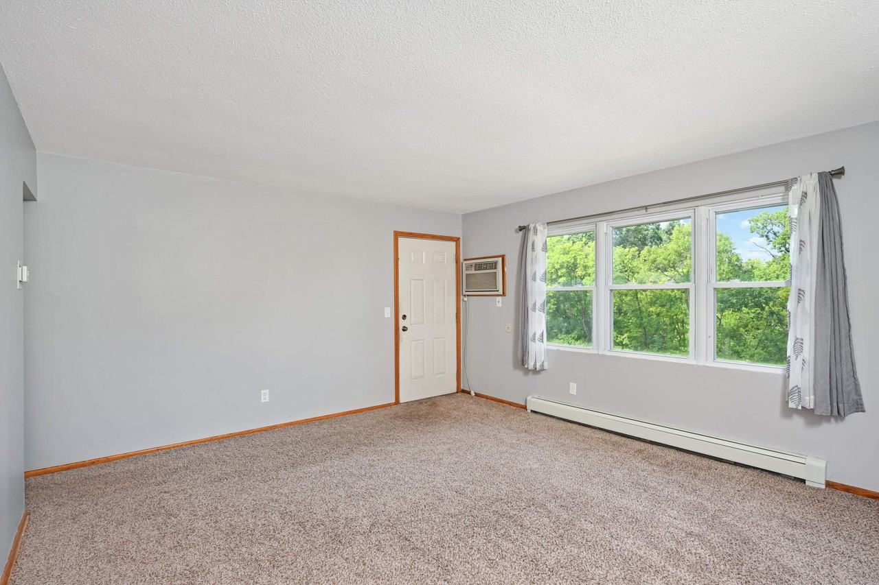 3127 Central Ave Ne #2 - Photo 3 of 14