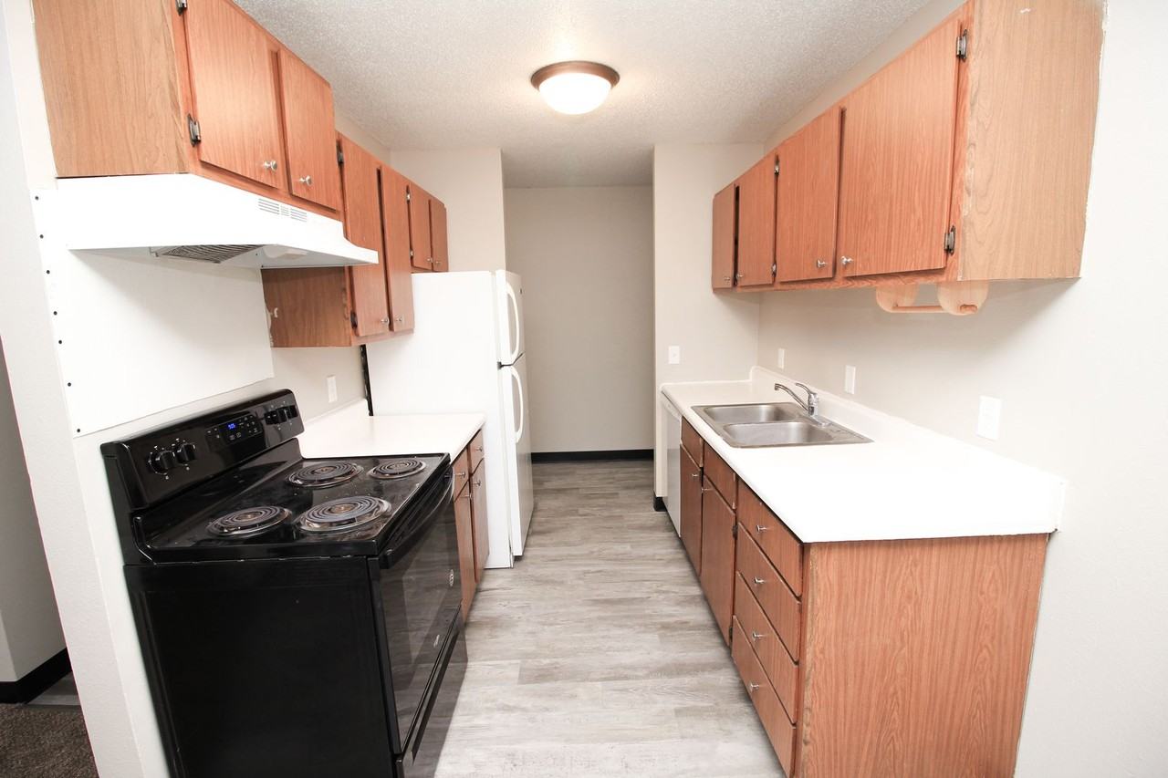 3Falls Apartments - Photo 5 of 19