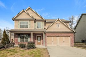 featured image of 825 Westmoreland Ln